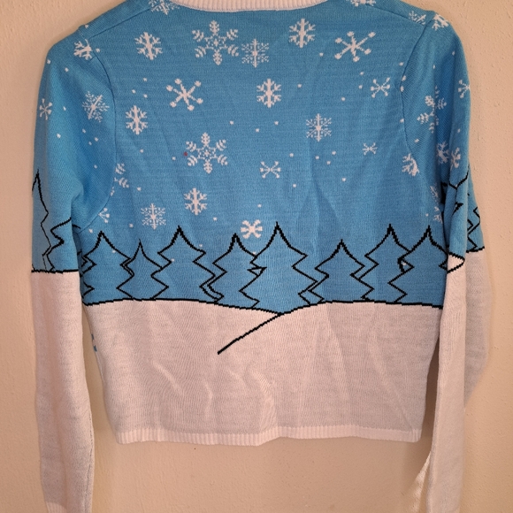 Sanrio Hello Kitty Winter Sweater Junior small - Picture 4 of 4